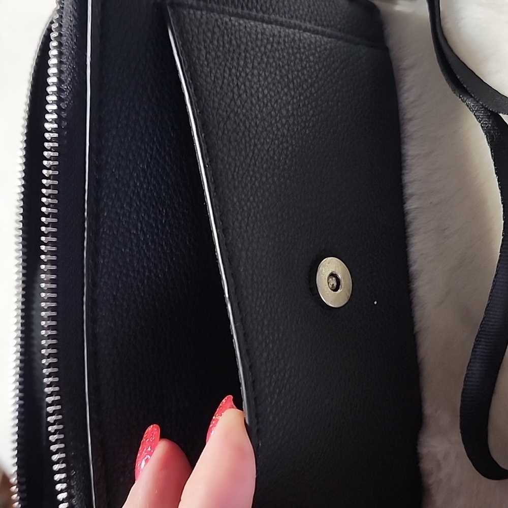 ROSETTI  CLUTCH FOLD OVER WALLET. - Picture 7 of 10